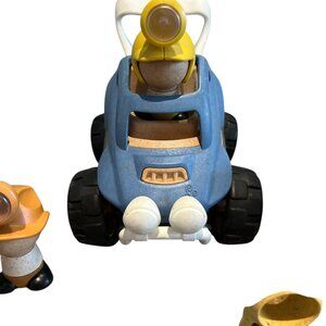 SPRIG Lot of Toys Blue Car Paraglider Skateboarder 6 Little People